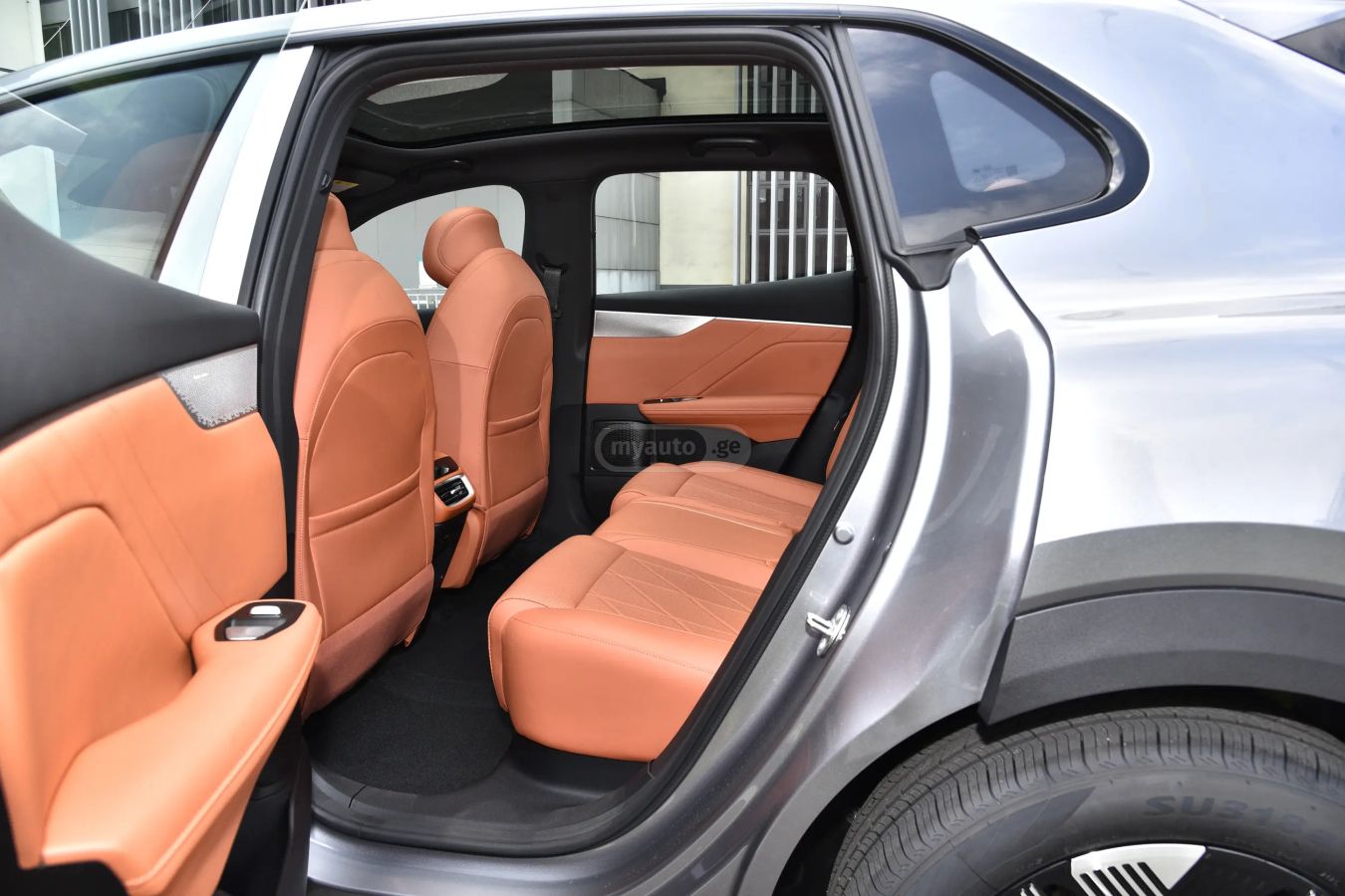 Changan Deepal Dark Blue S05 - фото 11