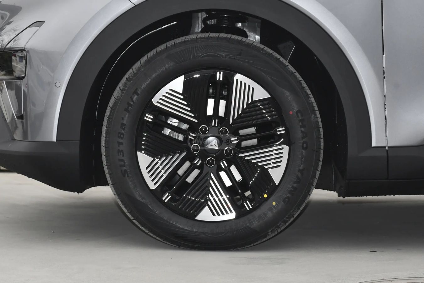 Changan Deepal Dark Blue S05 - фото 7