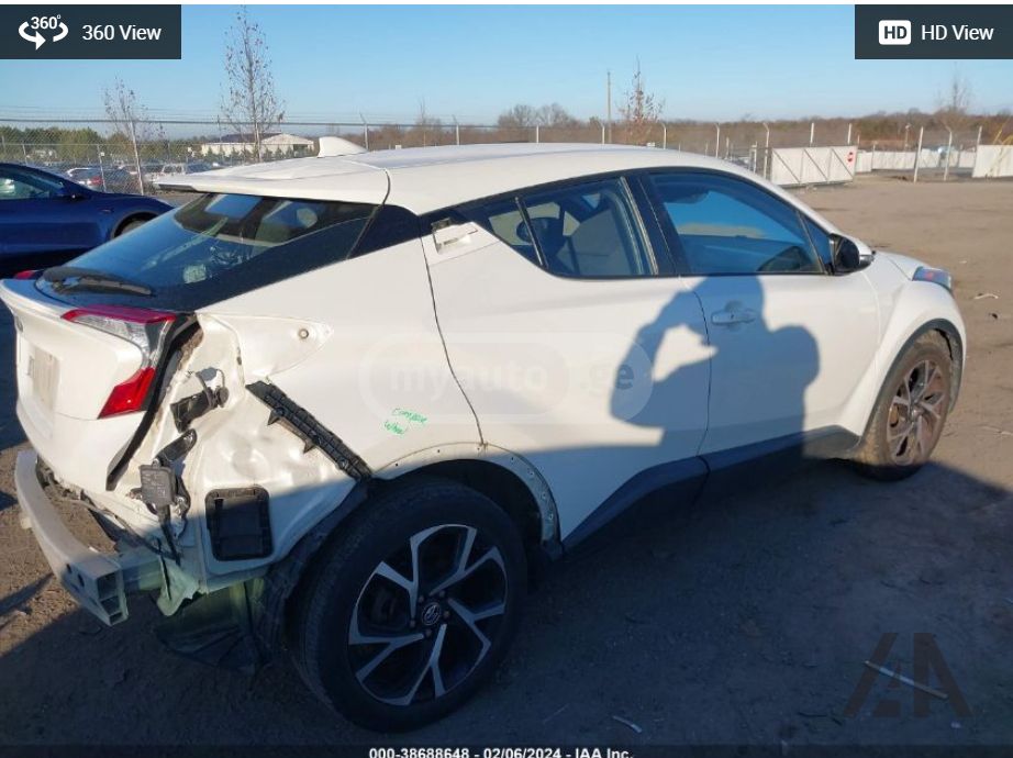 Toyota CHR - фото 2