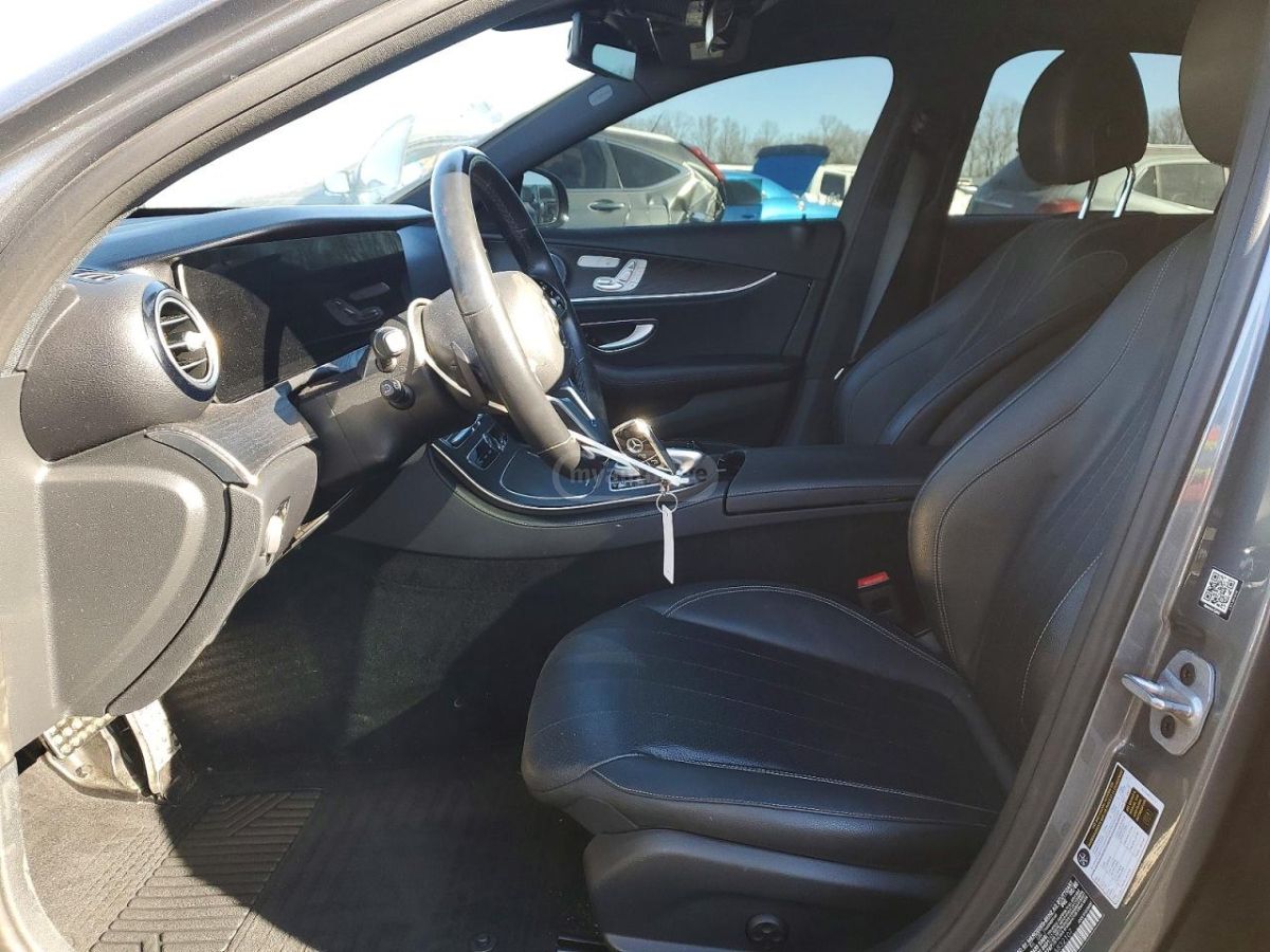 Mercedes-Benz E 350 - фото 7