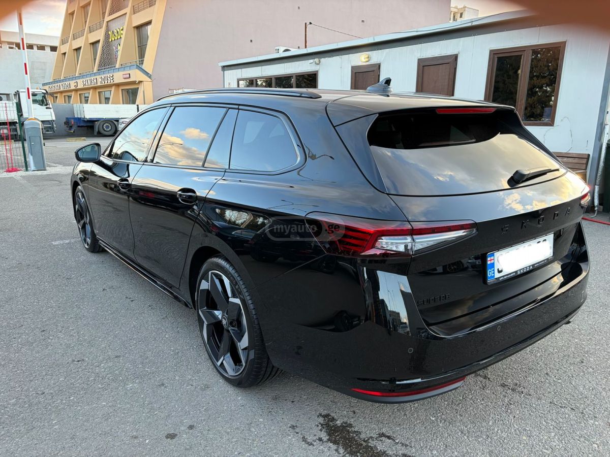 Skoda Superb Sport Line 2025 — миниатюра 3
