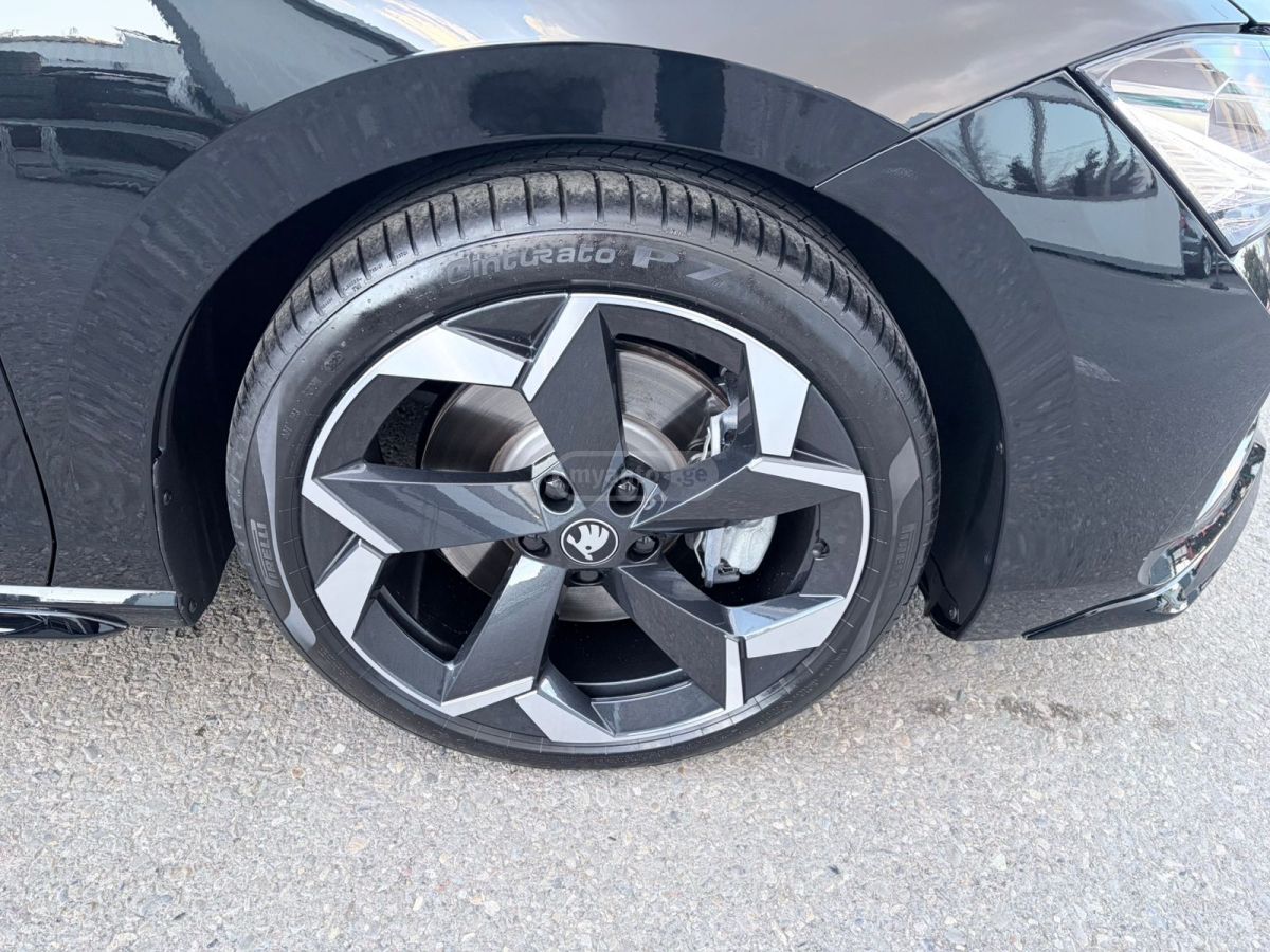 Skoda Superb Sport Line 2025 — миниатюра 5