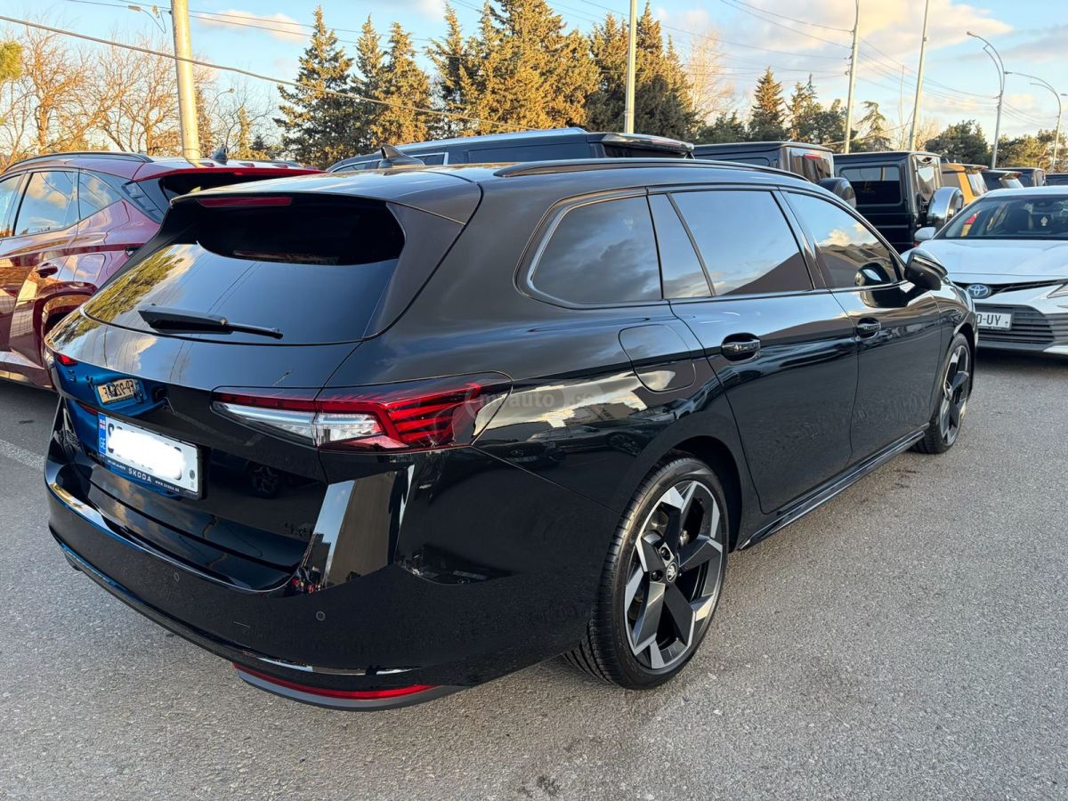 Skoda Superb Sport Line 2025 — миниатюра 9