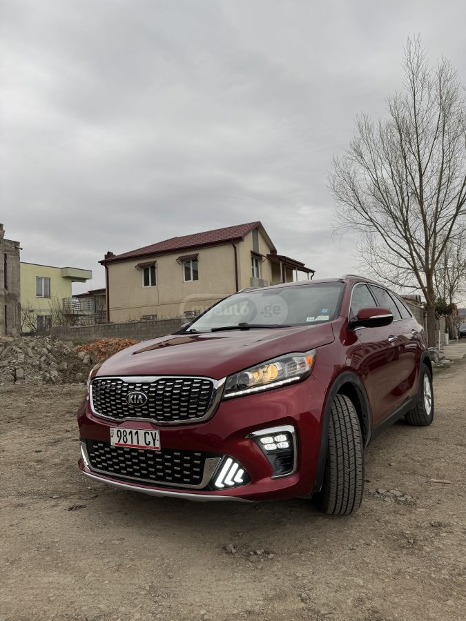 Kia Sorento - фото 2