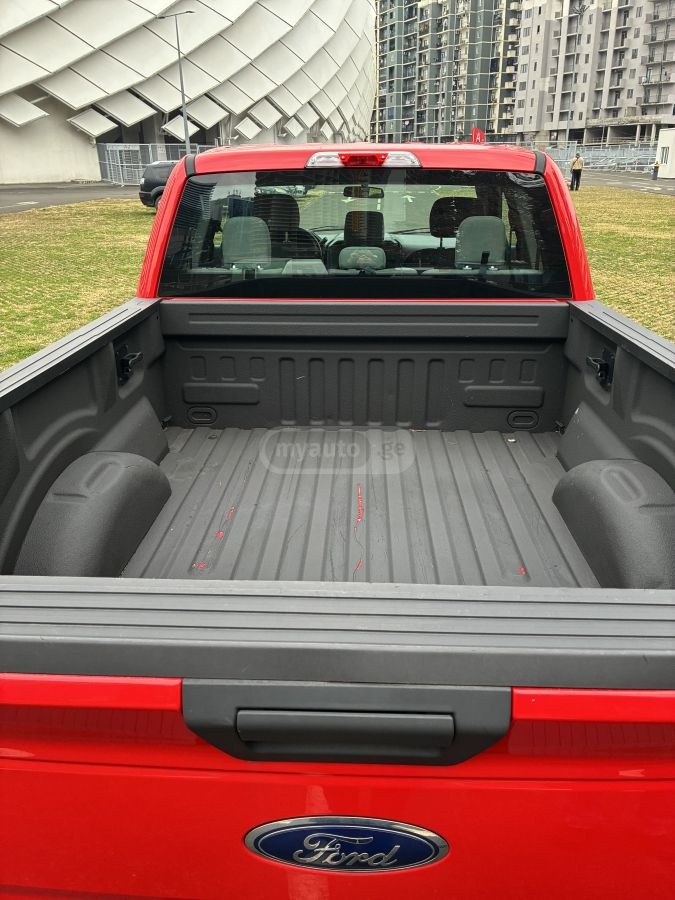 Ford F-150 - фото 10