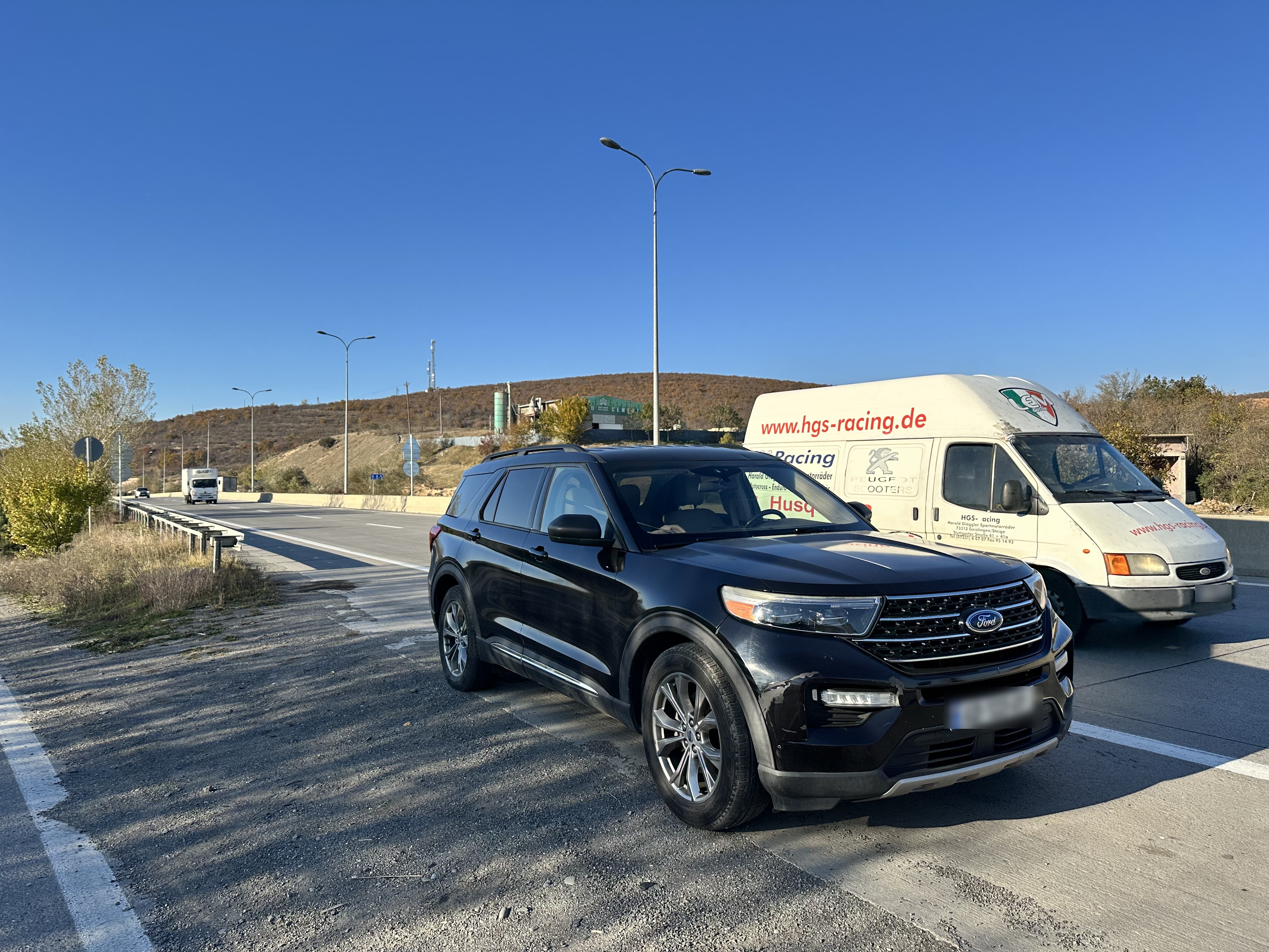 Ford Explorer - фото 2