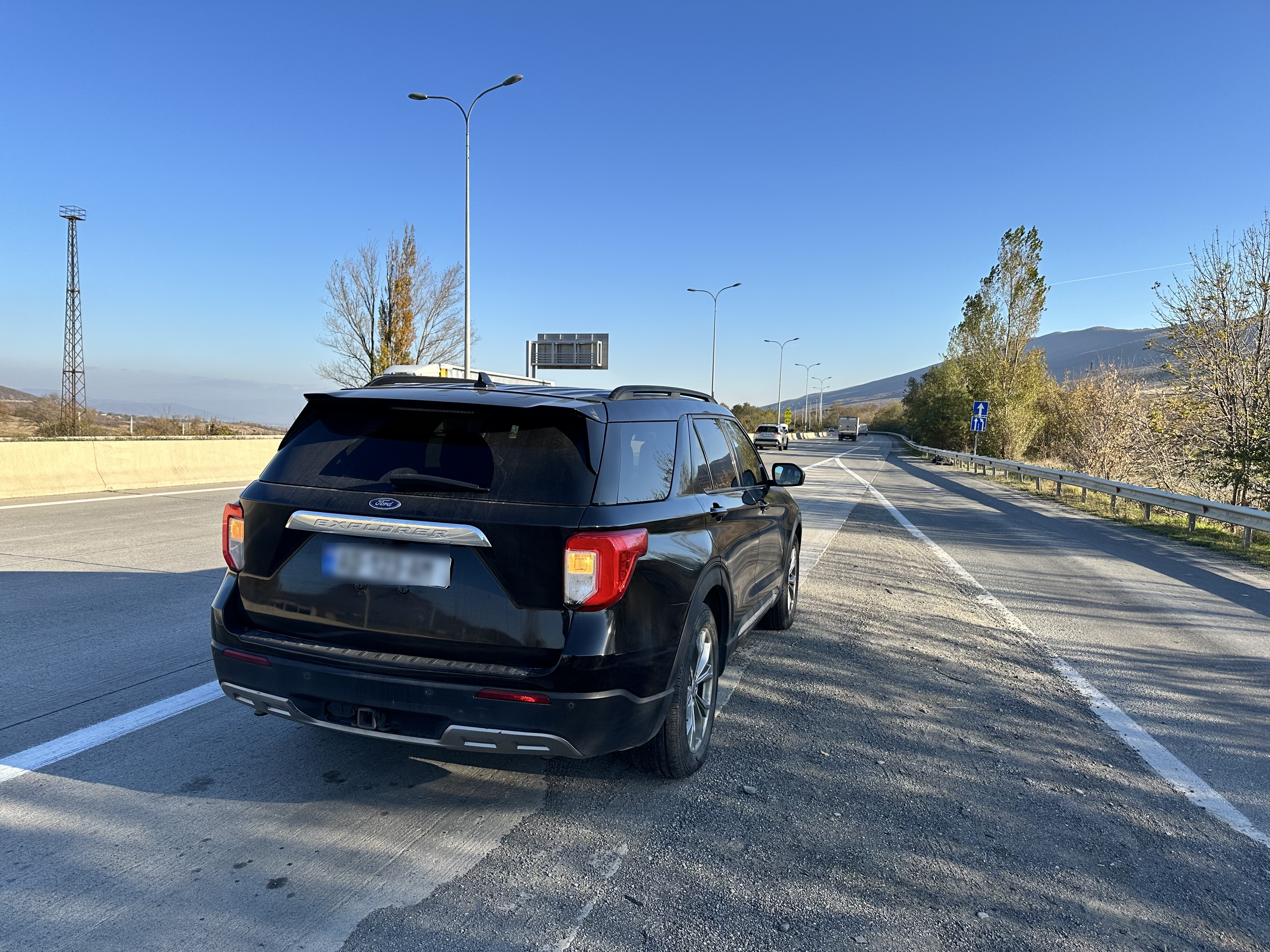 Ford Explorer - фото 3