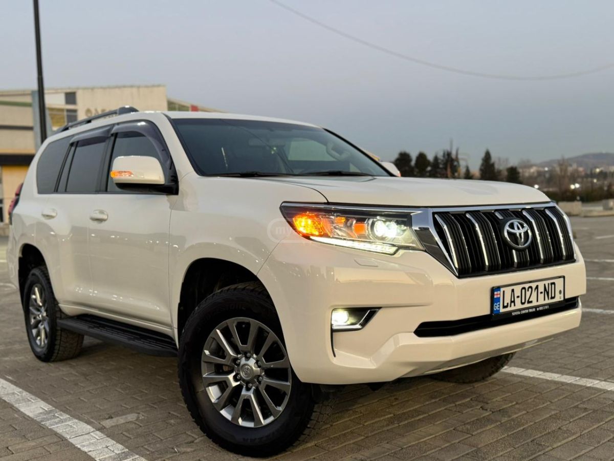 Toyota Land Cruiser Prado - фото 2