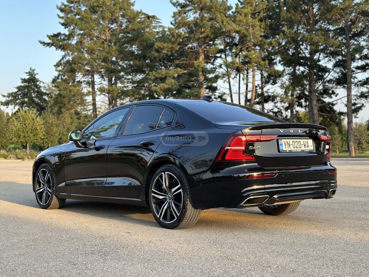 Volvo S 60 - фото 3