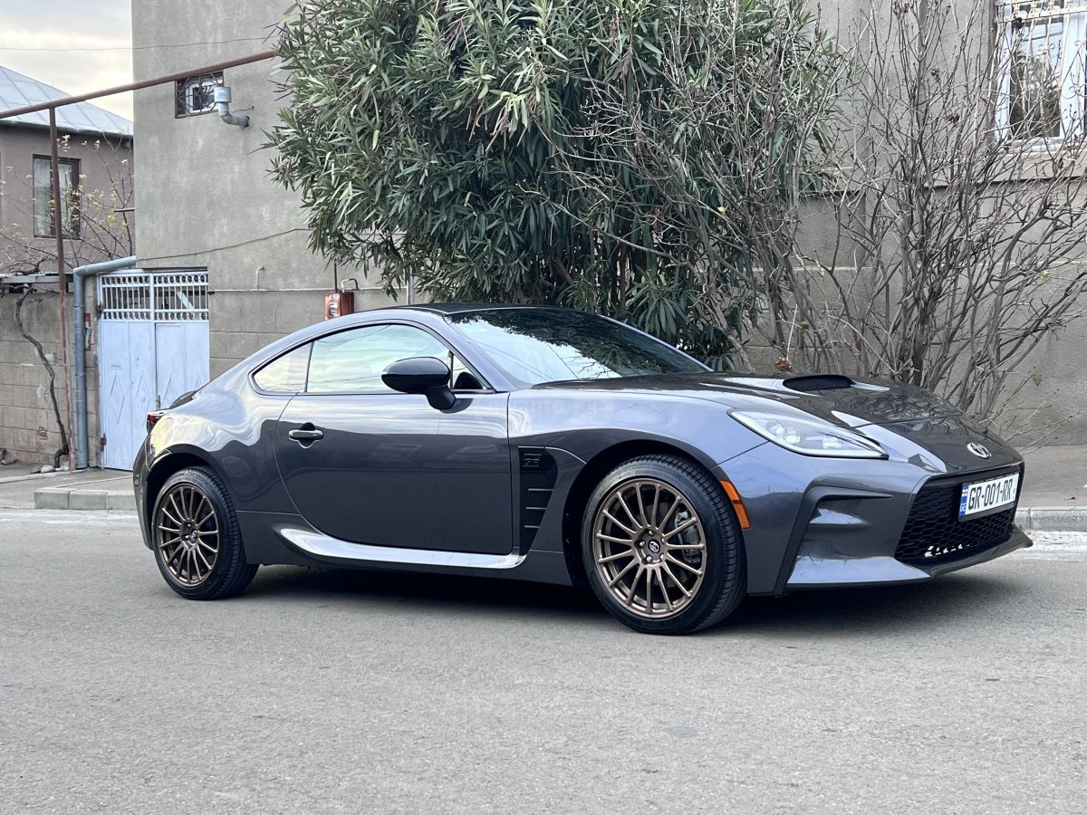 Toyota GR 86 - фото 2