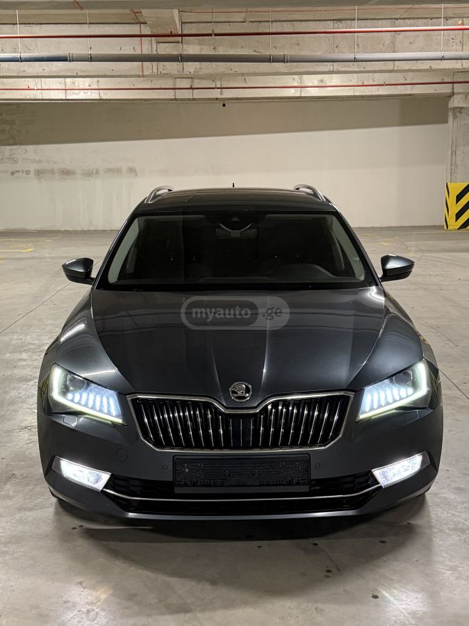 Skoda Superb - фото 2