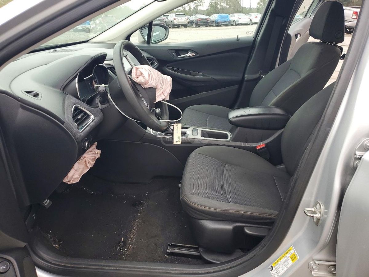 Chevrolet Cruze - фото 7