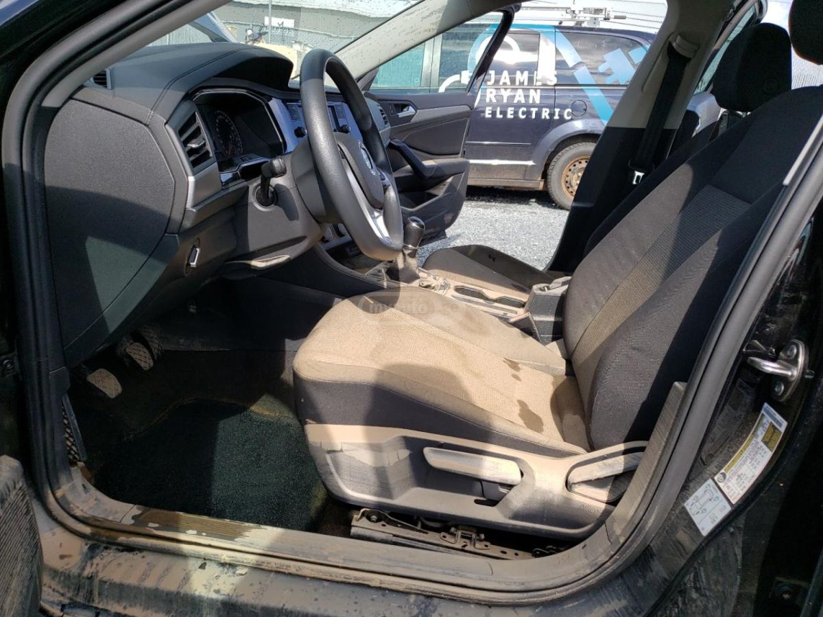 Volkswagen Jetta 2021 — миниатюра 7