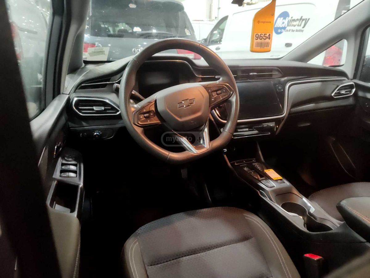 Chevrolet Bolt EV - фото 6