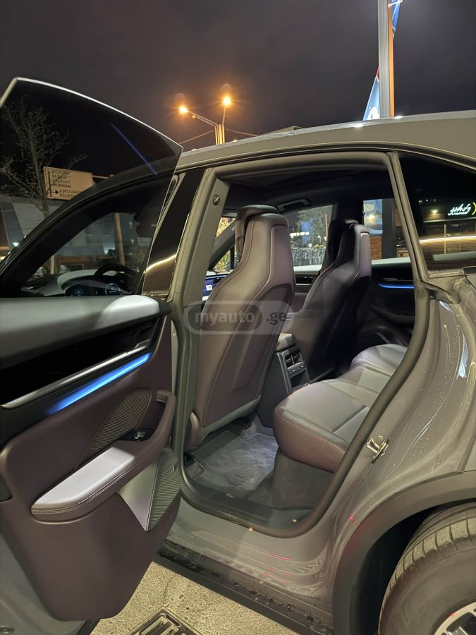 Porsche Macan - фото 1