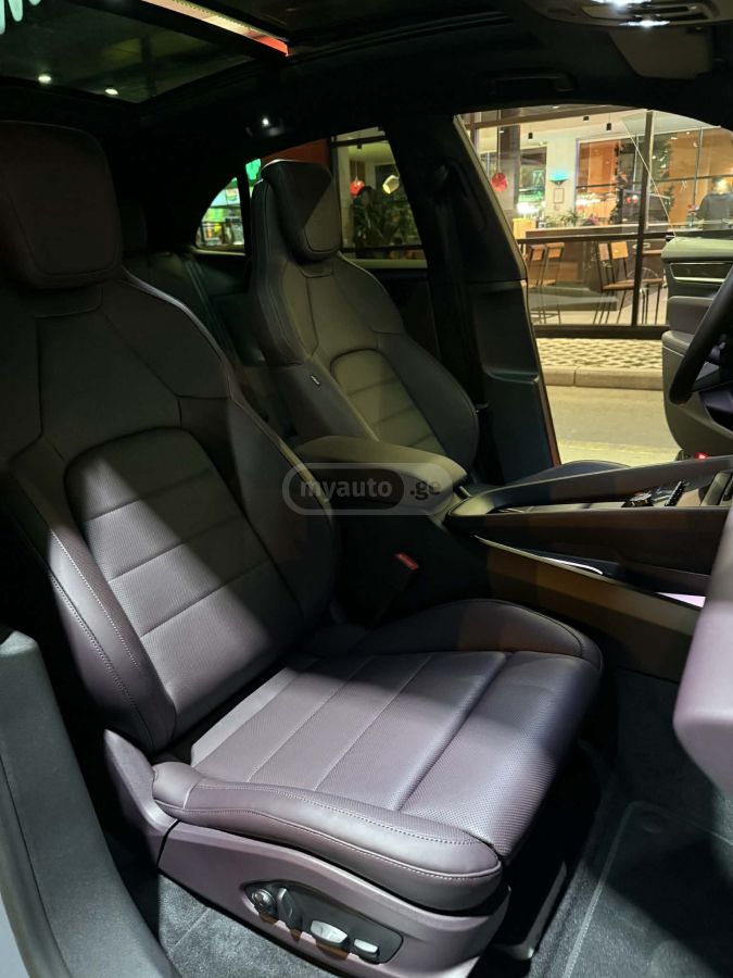 Porsche Macan - фото 12