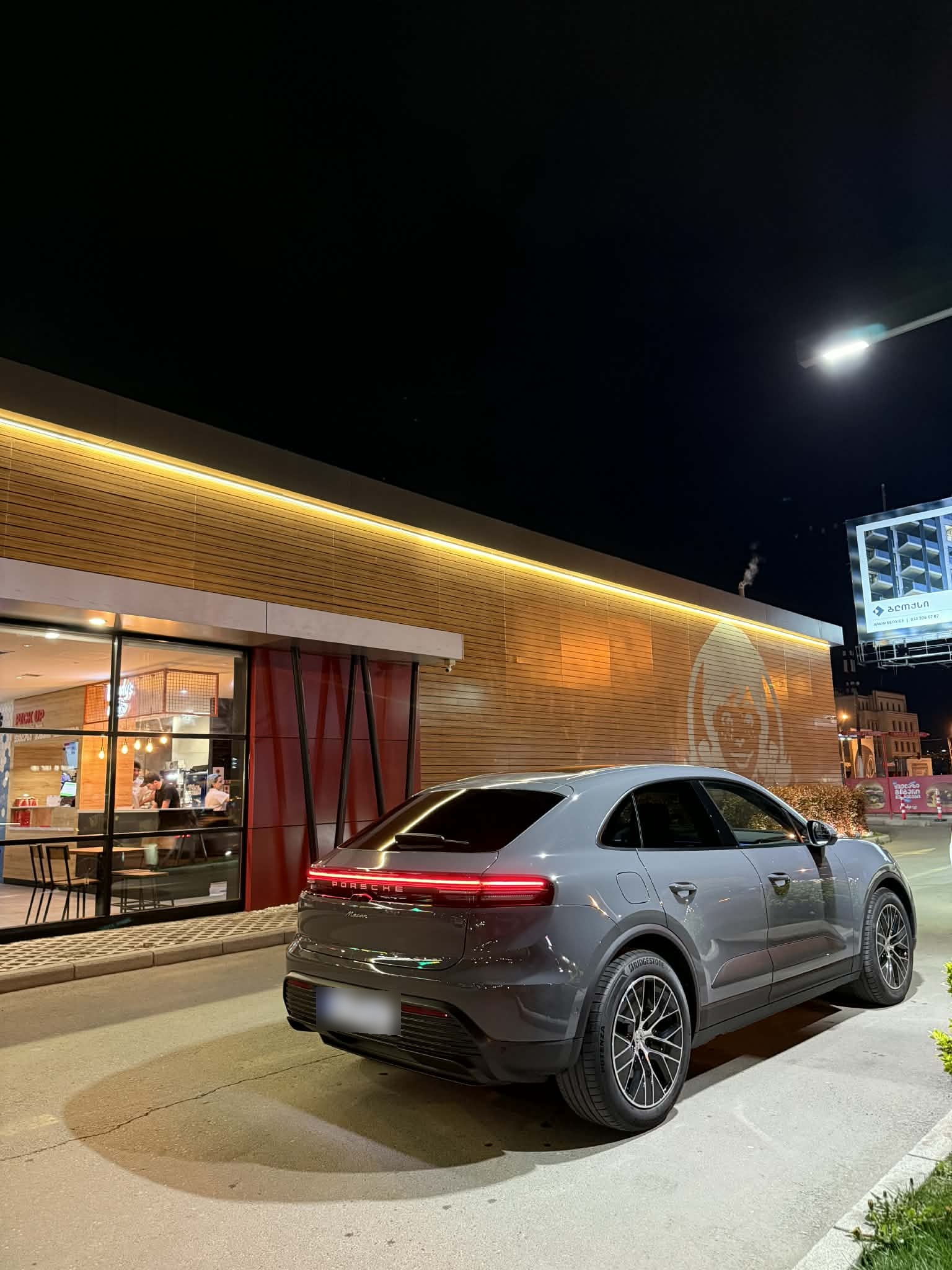 Porsche Macan - фото 3