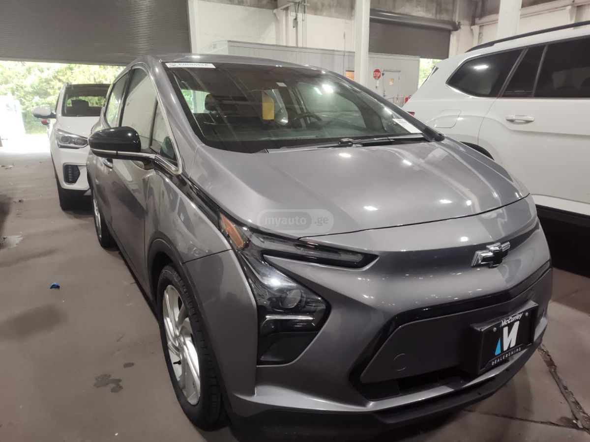 Chevrolet Bolt EV - фото 4