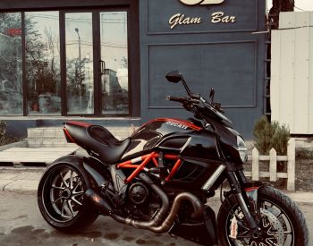 DucatiDiavel Carbon