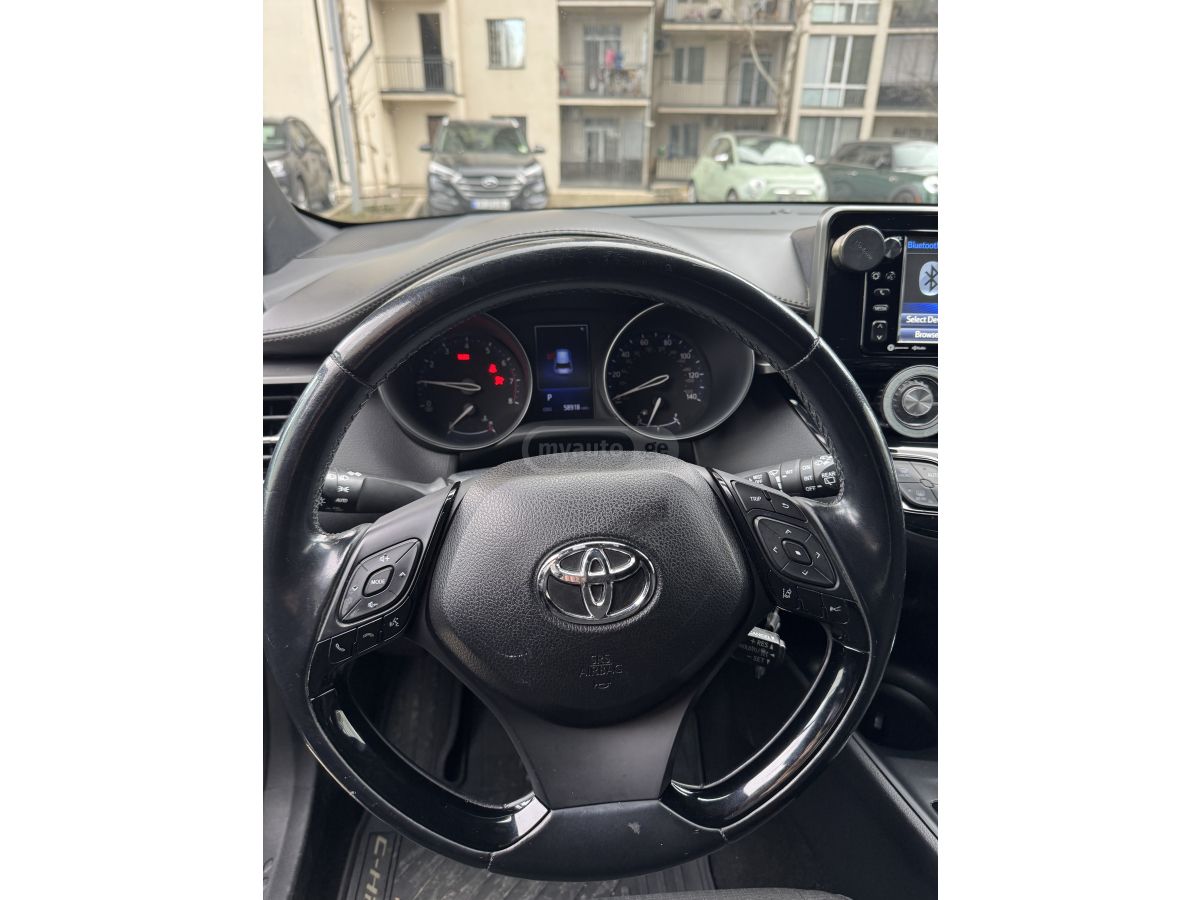 Toyota CHR - фото 5