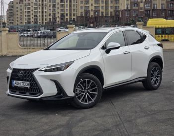 LexusNX 350