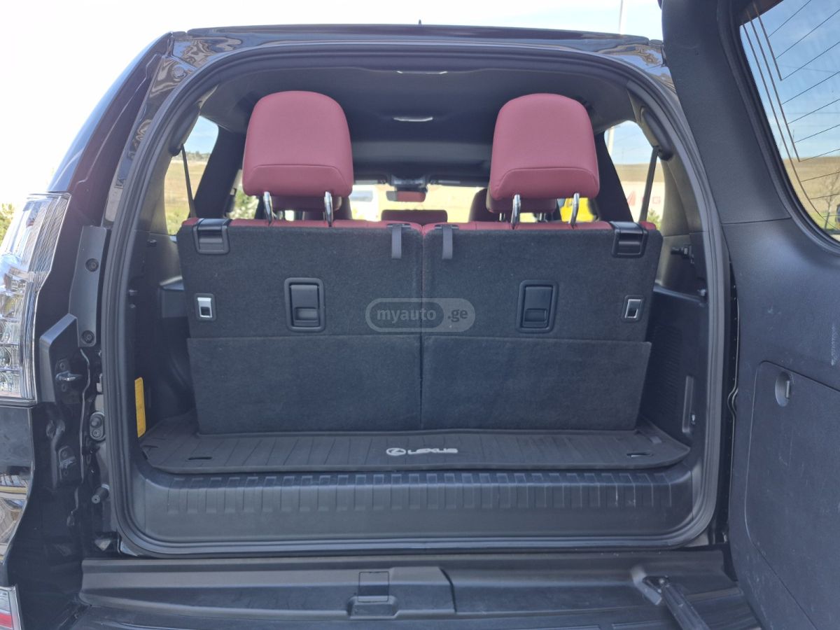 Lexus Base 4dr 4x4 Automatic — миниатюра 12