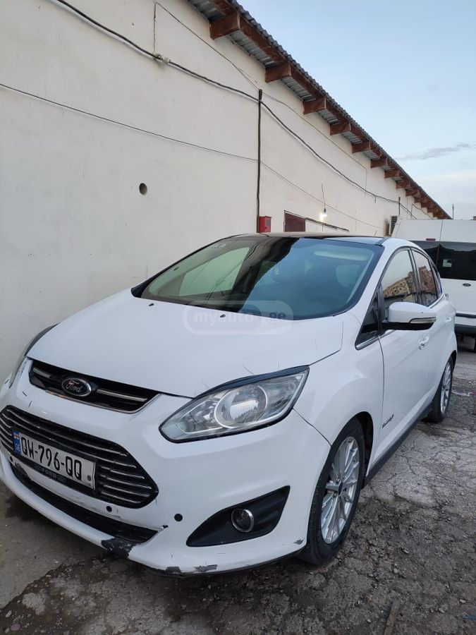 Ford C-MAX - фото 1