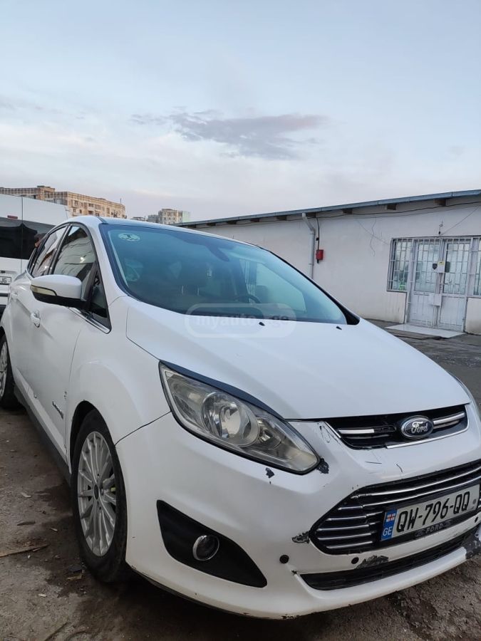 Ford C-MAX - фото 2