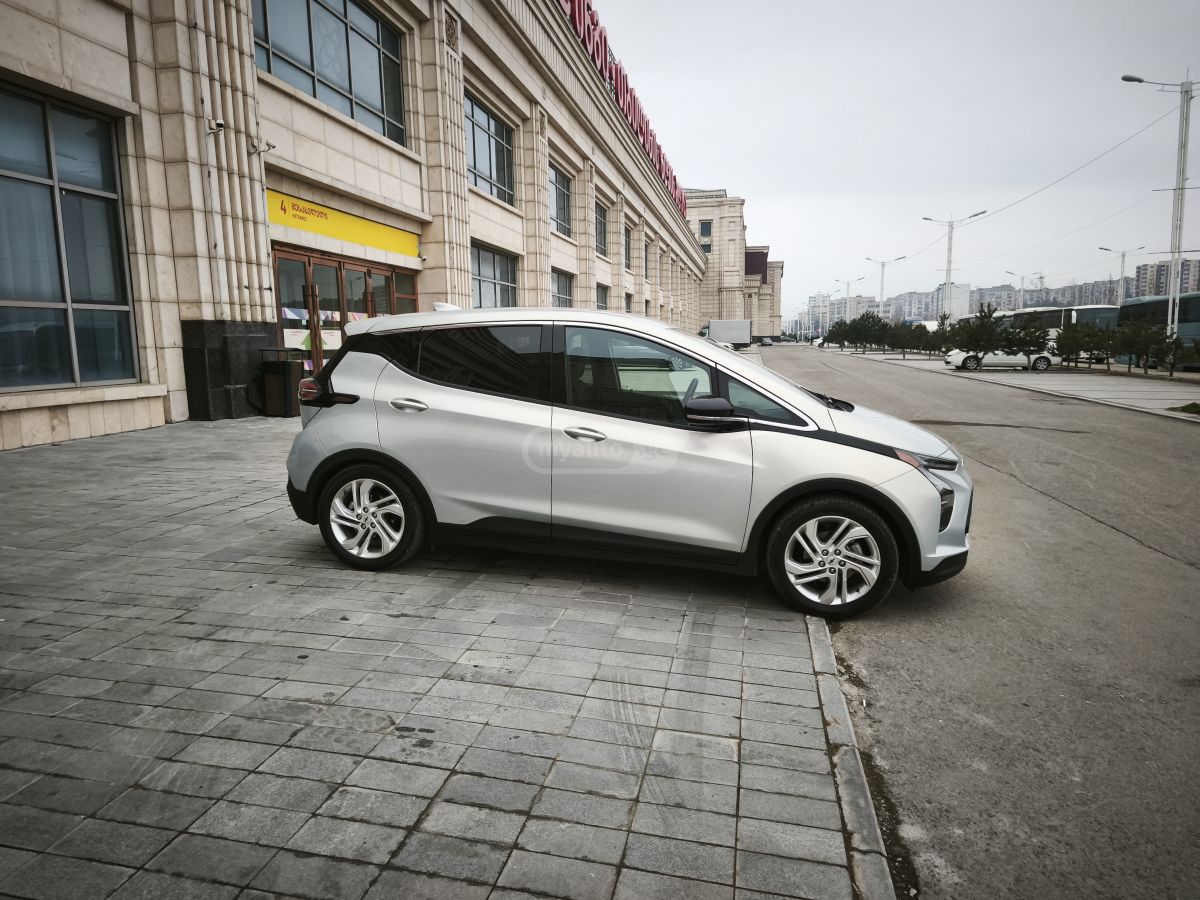 Chevrolet 1LT 4dr Wagon Automatic — миниатюра 14