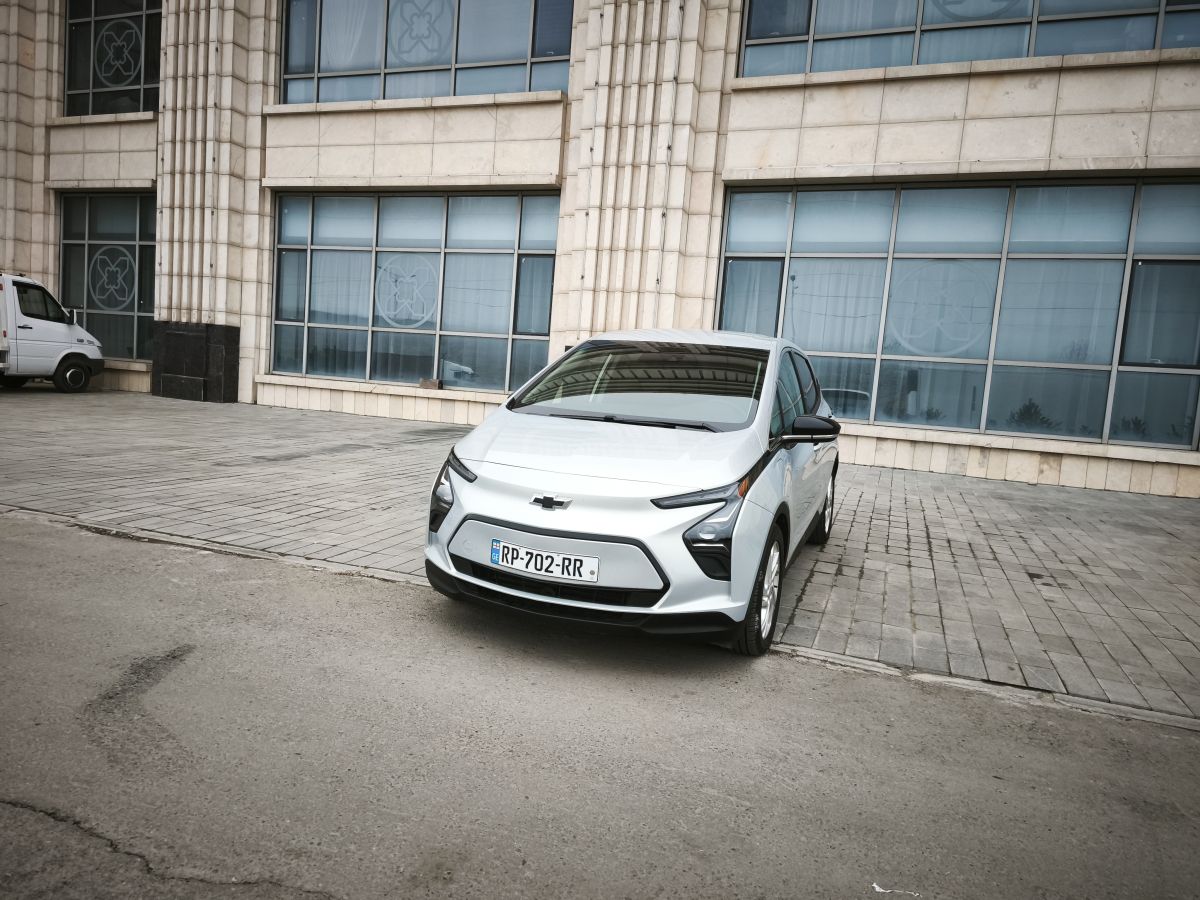 Chevrolet 1LT 4dr Wagon Automatic — миниатюра 5