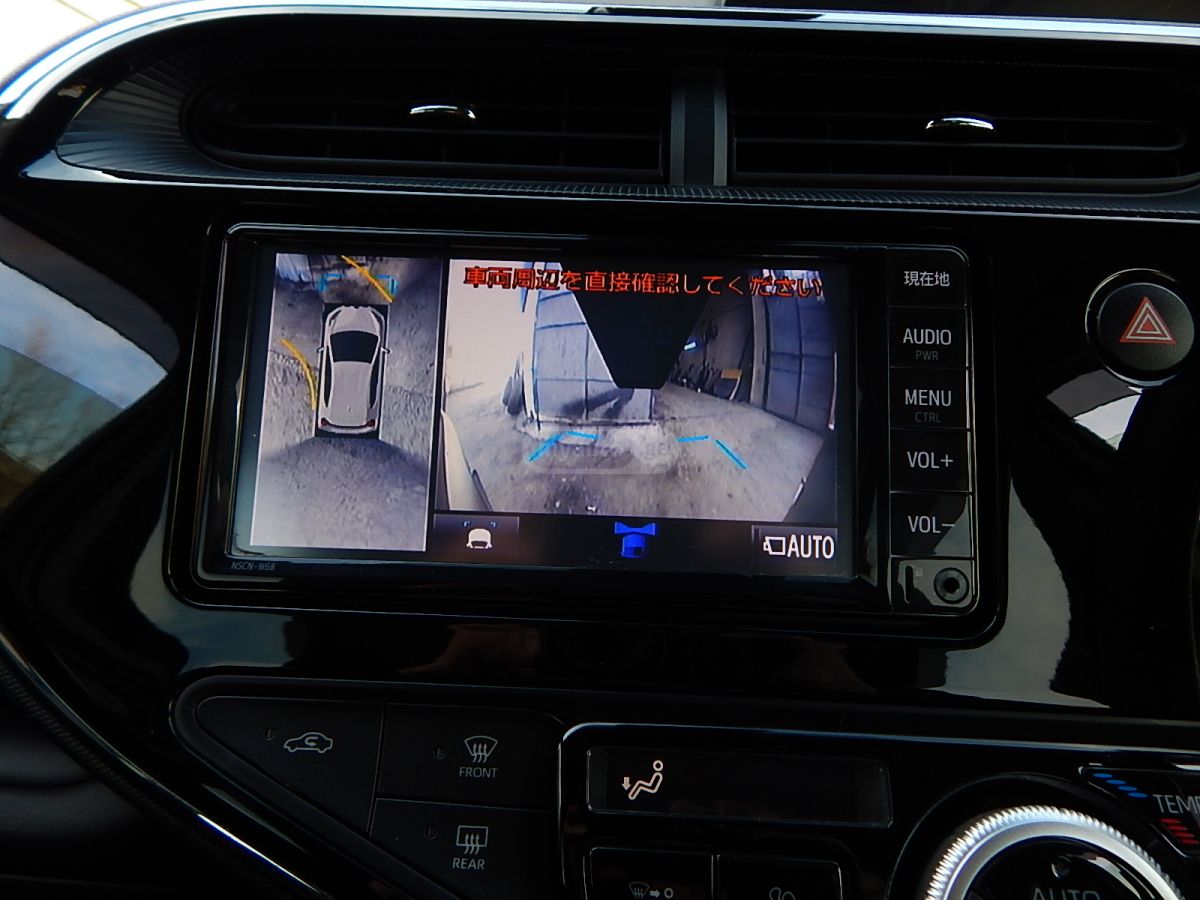 Toyota Aqua - фото 15