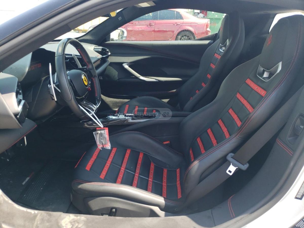 Ferrari 296 GTB 2023 — миниатюра 7