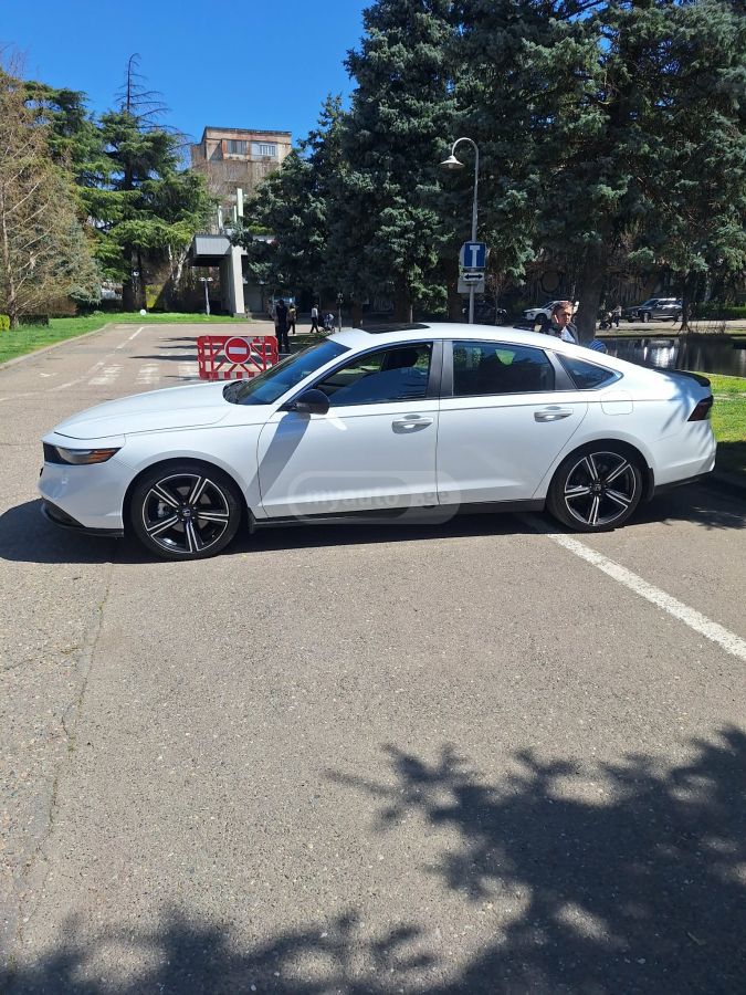 Honda Accord - фото 10