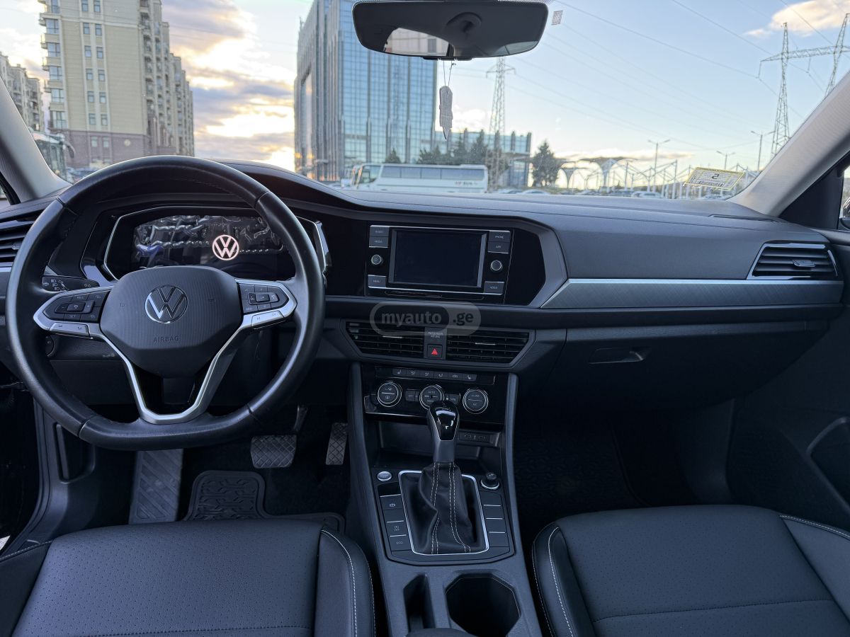 Volkswagen Jetta - фото 10