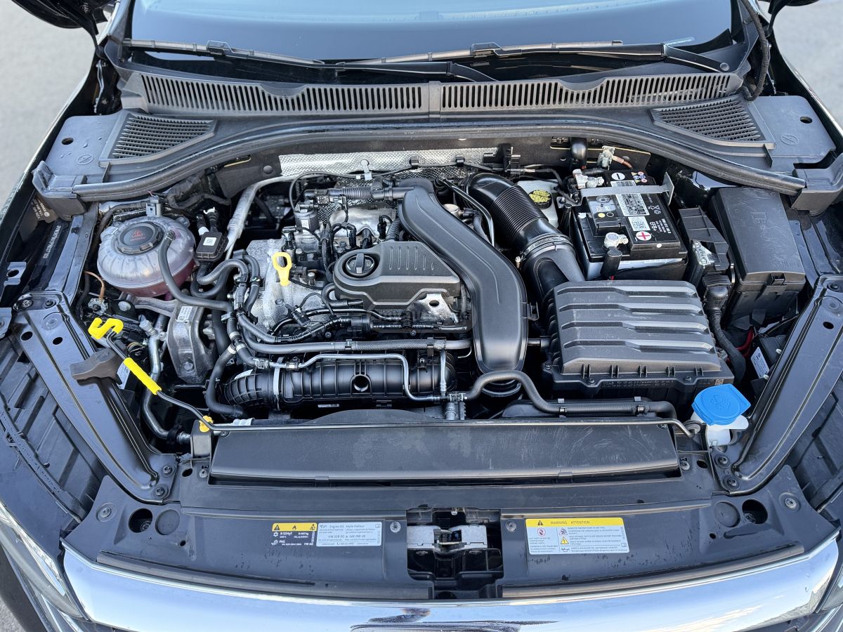 Volkswagen Jetta - фото 13