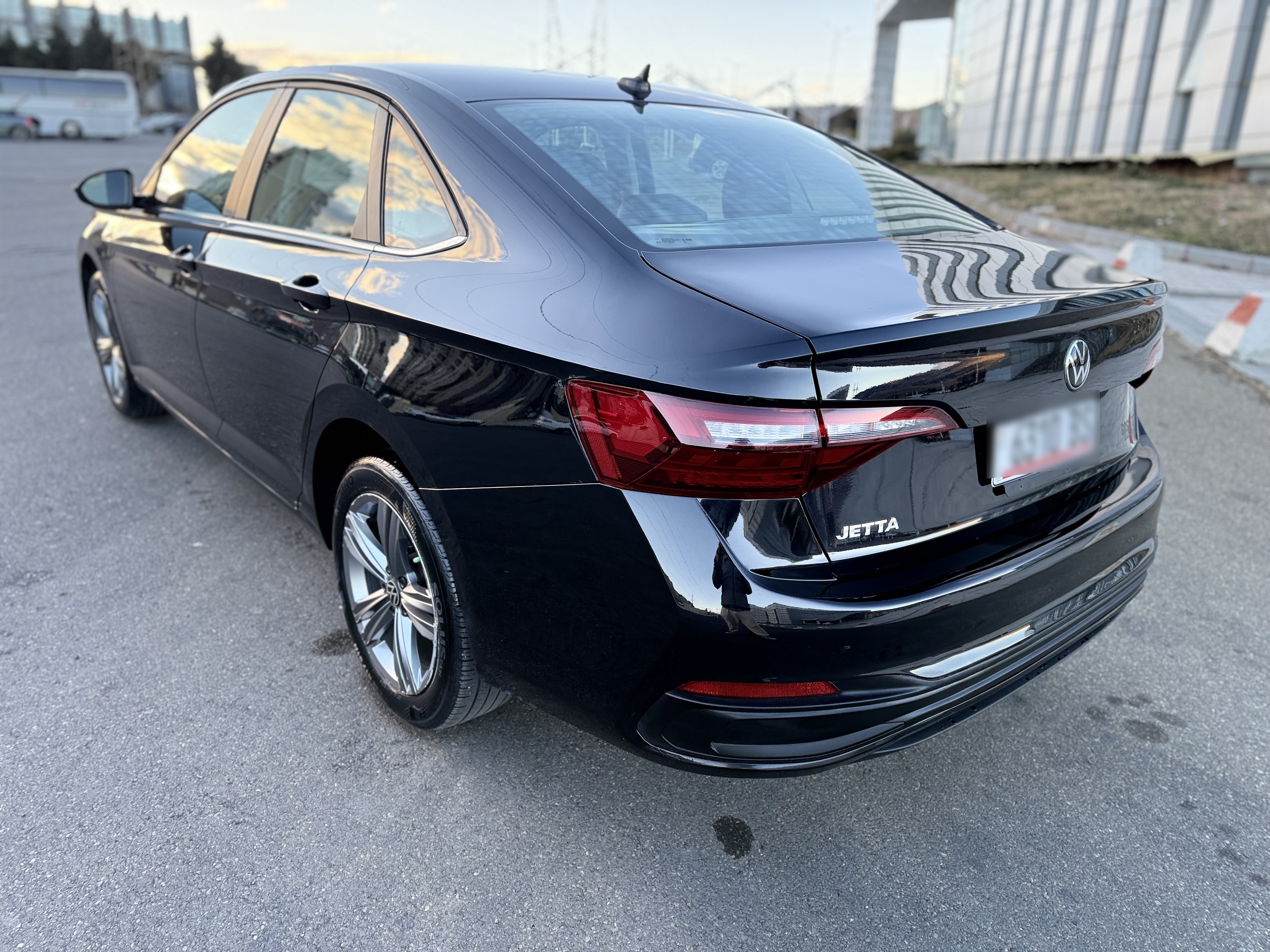 Volkswagen Jetta - фото 4