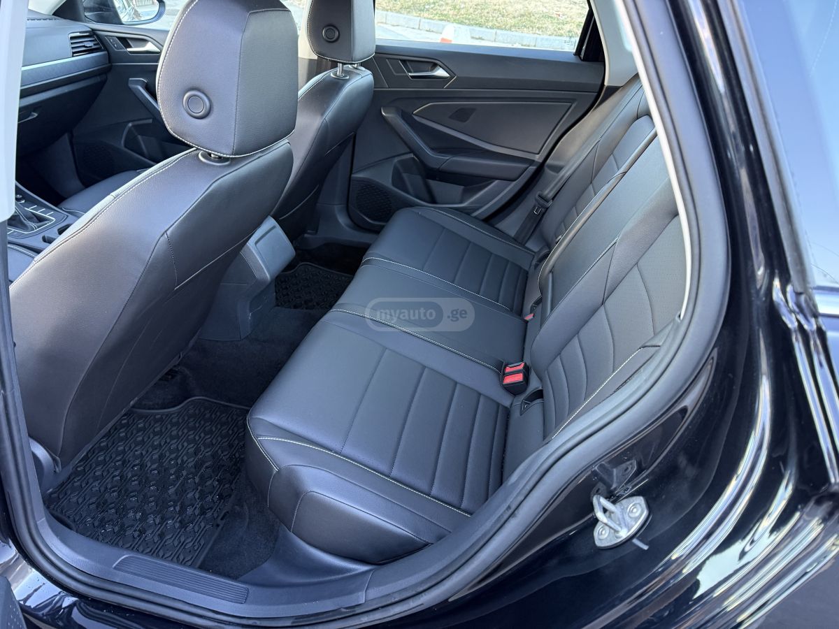 Volkswagen Jetta - фото 9