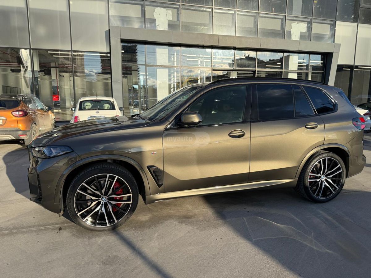 BMW xDrive40i 4dr All-Wheel Drive — миниатюра 5