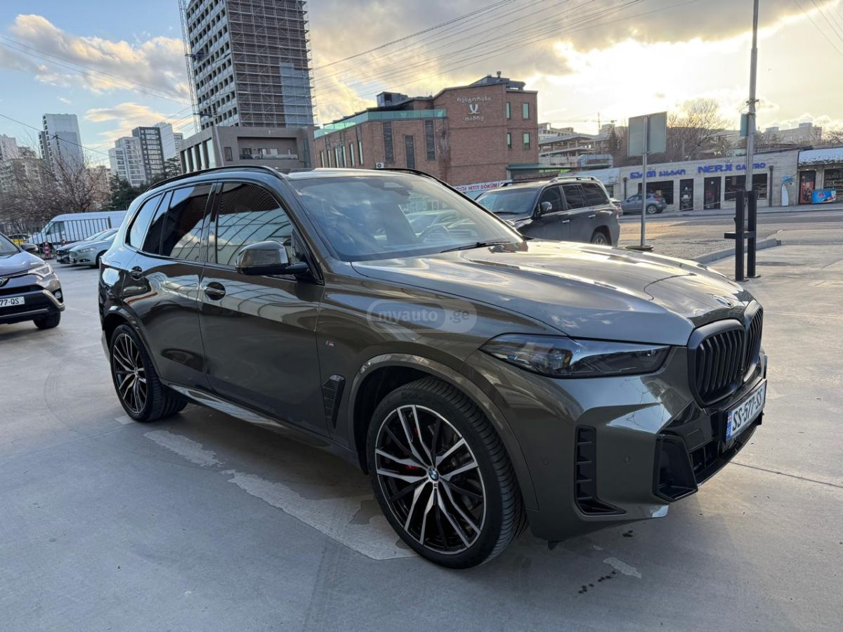 BMW xDrive40i 4dr All-Wheel Drive — миниатюра 6
