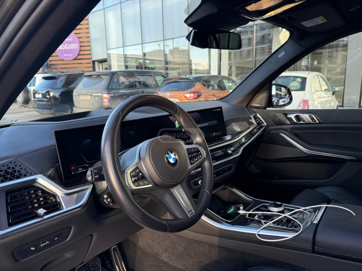 BMW xDrive40i 4dr All-Wheel Drive — миниатюра 7