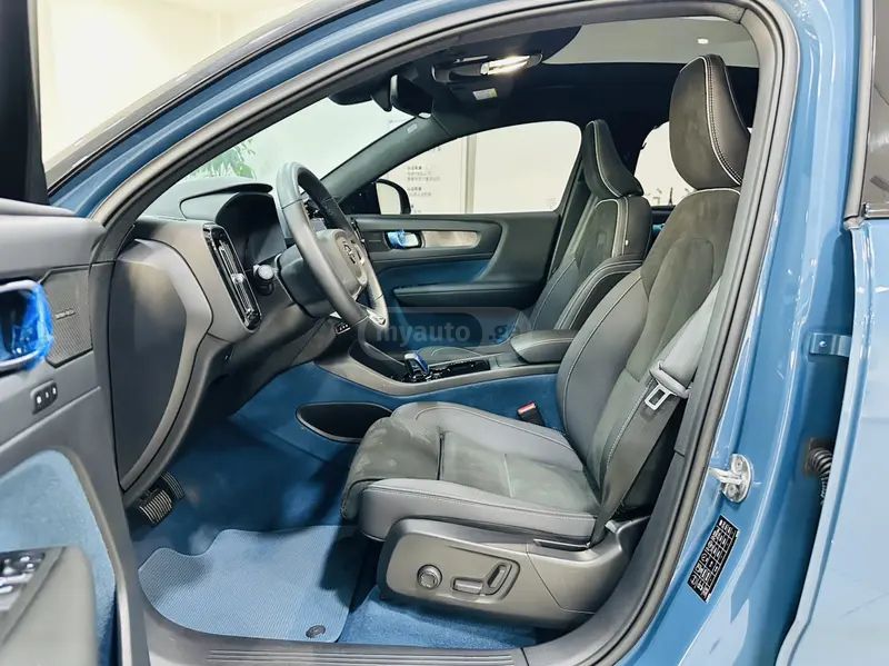 Volvo C40 2023 — миниатюра 10