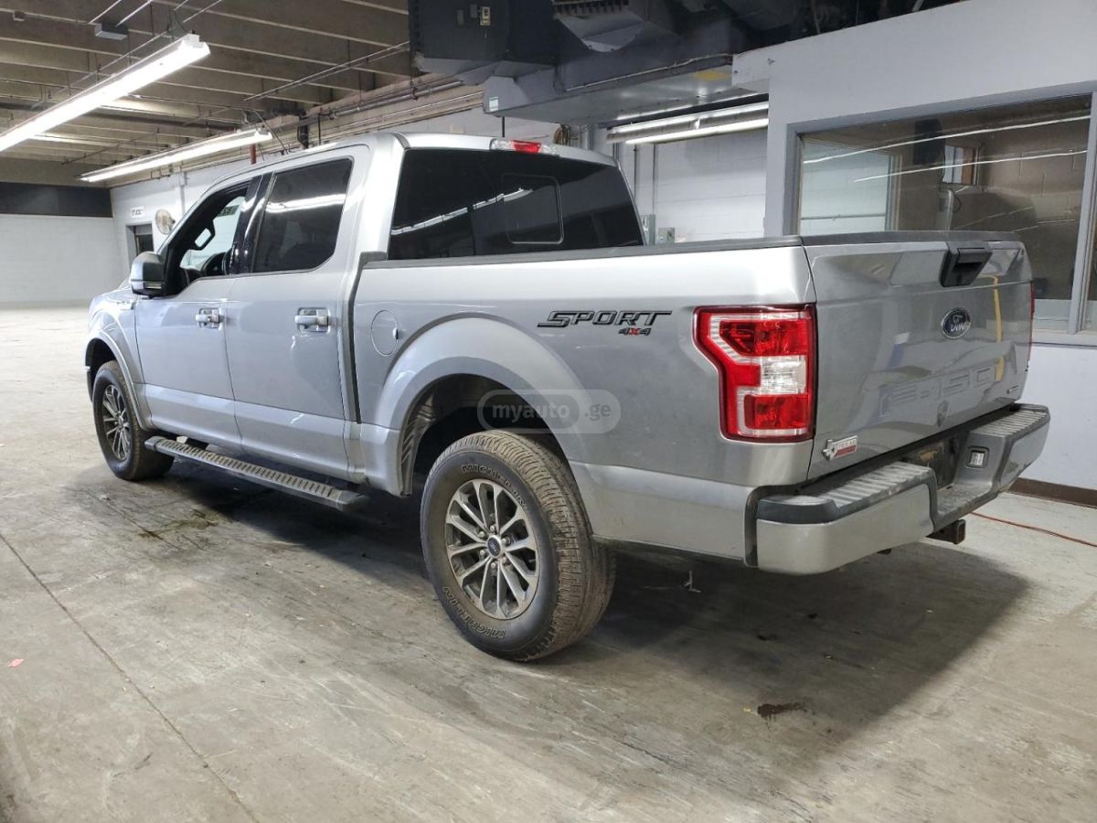 Ford F150 - фото 2