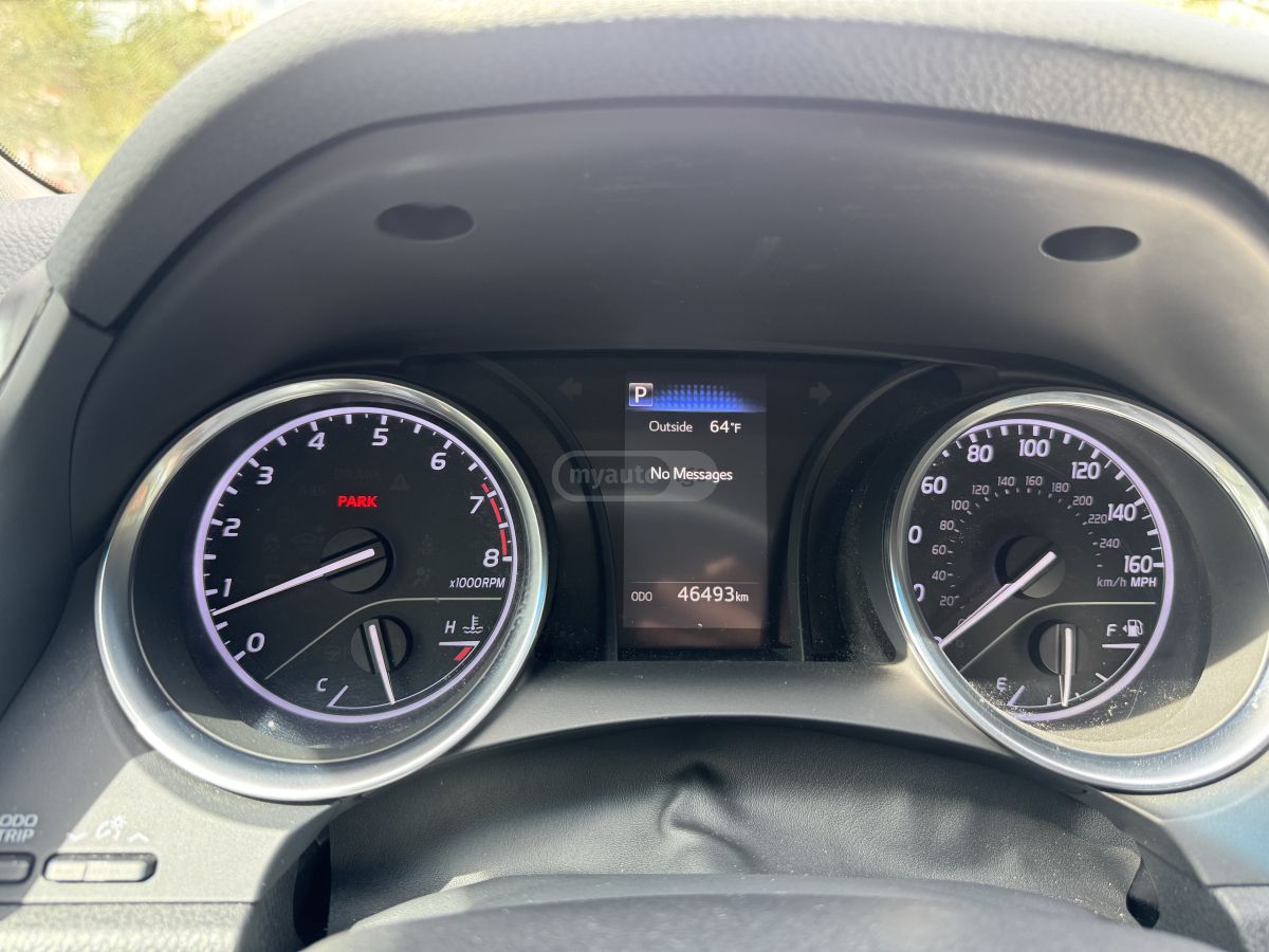 Toyota Camry - фото 7