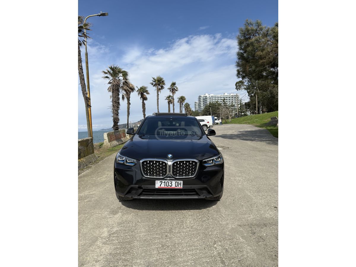 BMW X4 - фото 1
