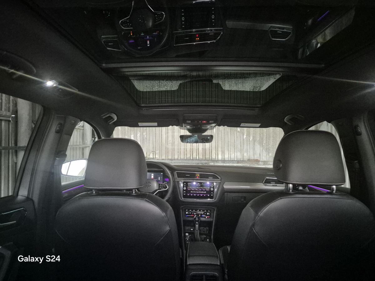Volkswagen Tiguan - фото 10
