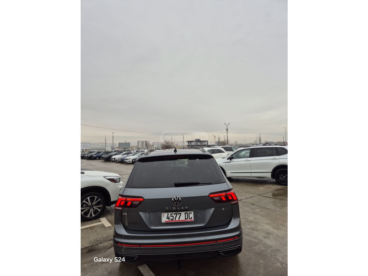 Volkswagen Tiguan - фото 5
