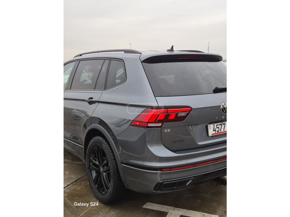 Volkswagen Tiguan - фото 7