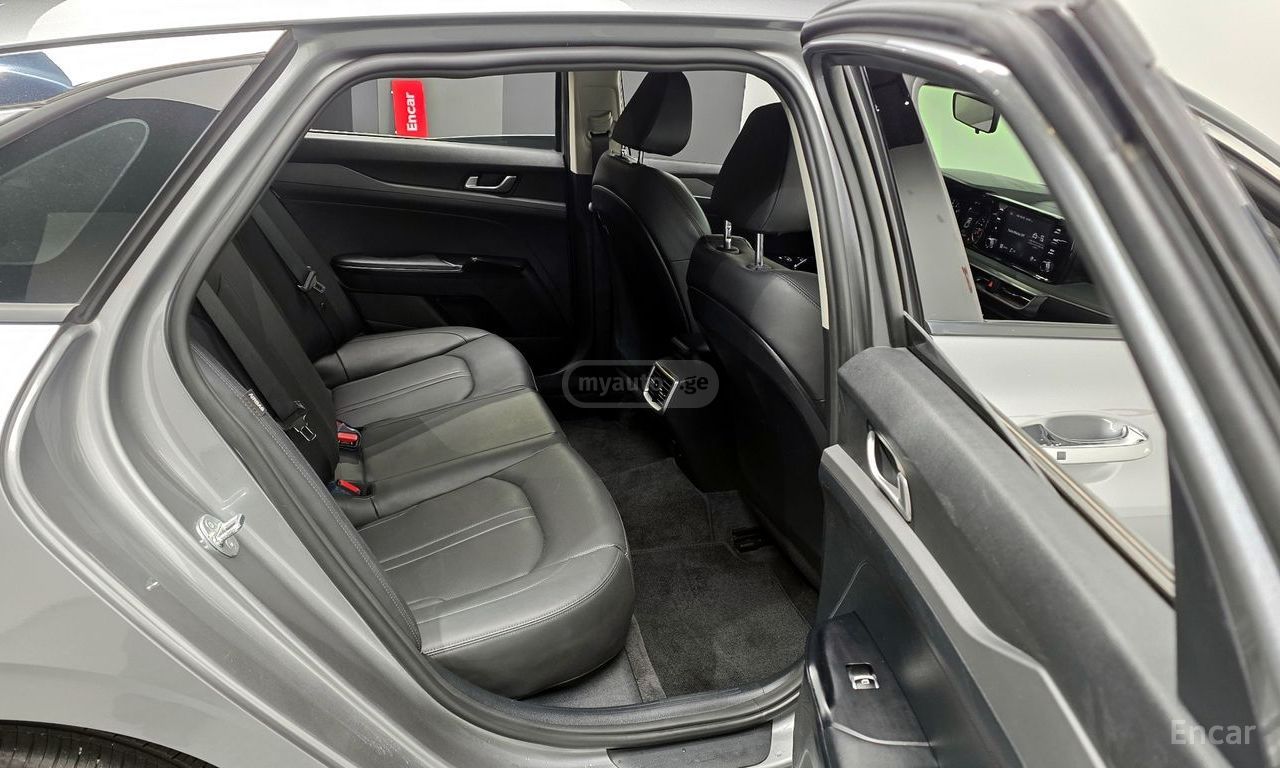 Kia K5 - фото 11