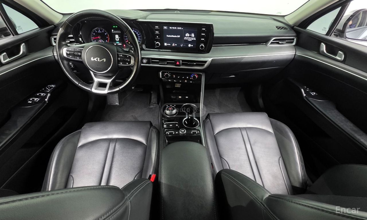 Kia K5 - фото 7