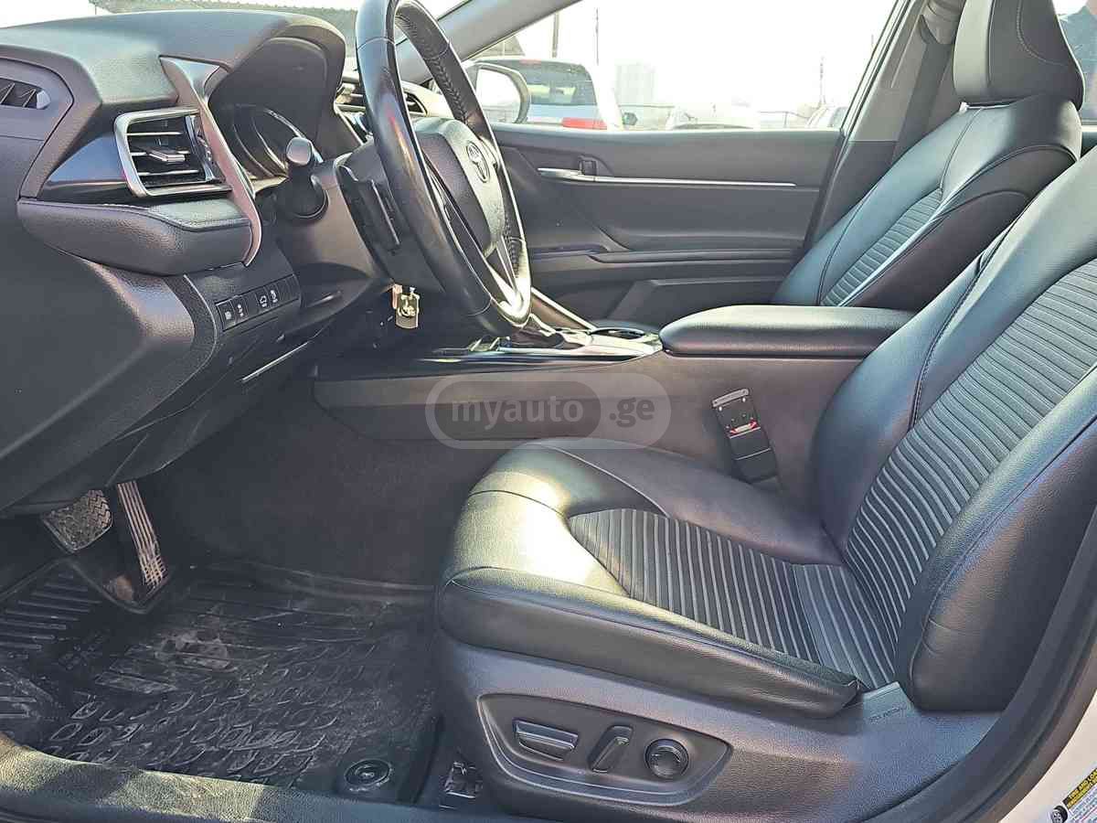 Toyota Toyota Camry — миниатюра 9